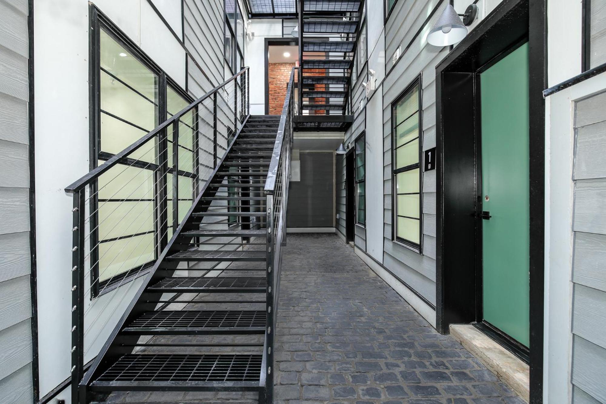 Apartamento The Hart Wardman -14 Brand New Hidden Inside A Historic Landmark Washington