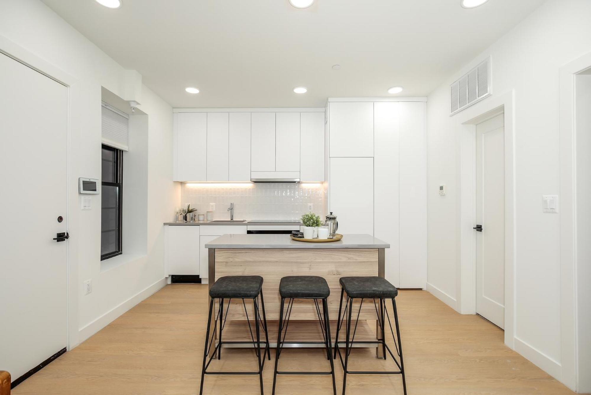 The Hart Wardman -14 Brand New Hidden Inside A Historic Landmark * Washington
