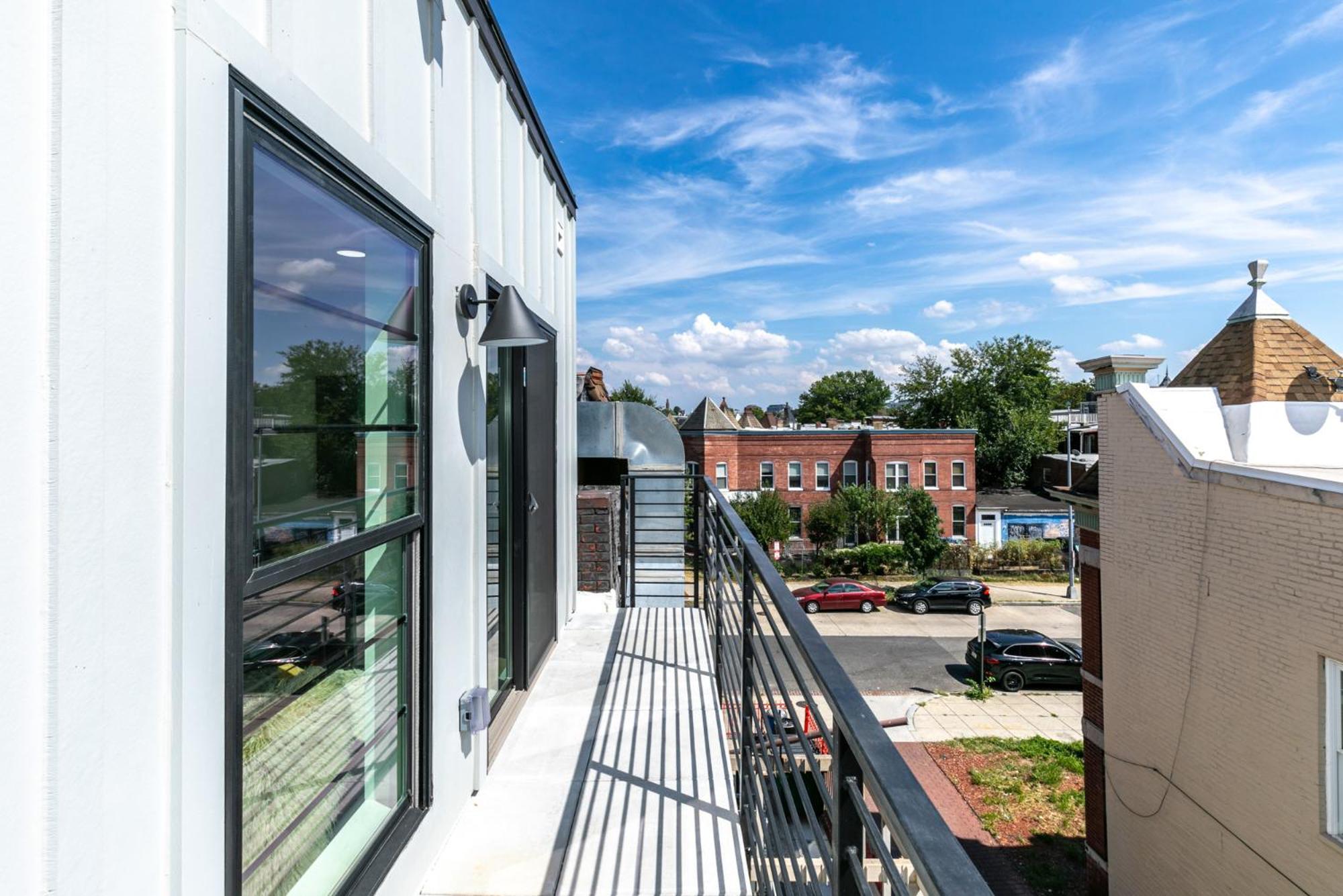 The Hart Wardman -14 Brand New Hidden Inside A Historic Landmark