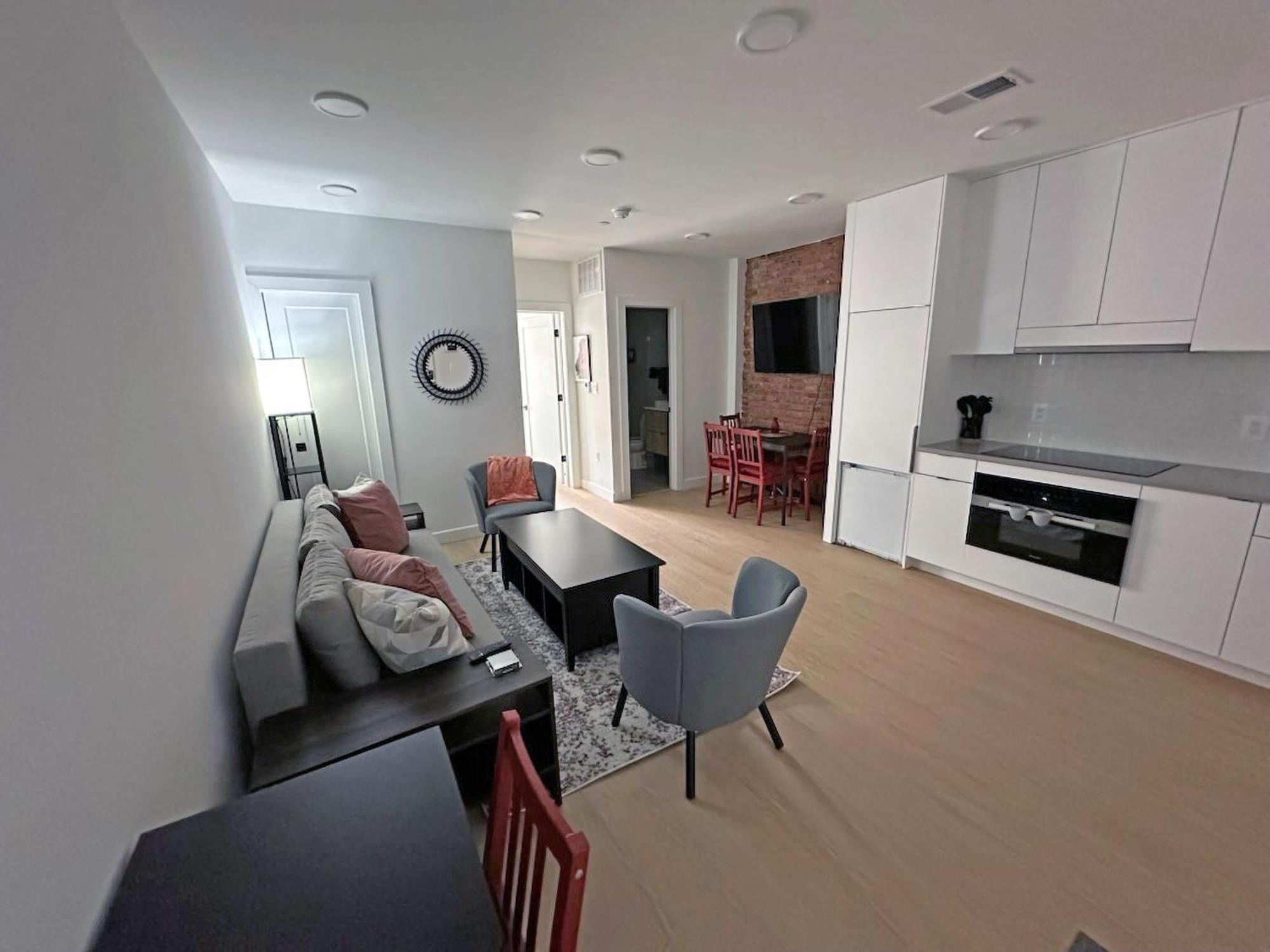 The Hart Wardman -14 Brand New Hidden Inside A Historic Landmark